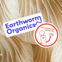 Earthworm Organics Skincare by Rebecca Baird. Projekt z dziedziny  Manager art, st, czn, Br, ing i ident, fikacja wizualna, Projektowanie graficzne, Projektowanie logot i pów użytkownika Rebecca Baird - 08.01.2023