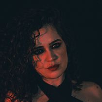 Meu projeto do curso: Retrato fotográfico moderno. Photograph, Portrait Photograph, Photographic Lighting, Studio Photograph, Digital Photograph, and Fine-Art Photograph project by Felipe Gambarelli - 01.08.2023