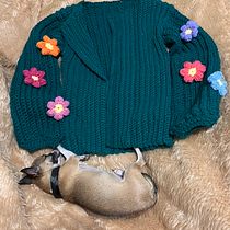 Mi proyecto del curso suéter con flores . Crochê, e Design têxtil projeto de marvalverdev - 10.01.2023