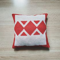 My project for course: Tapestry: Crochet Techniques for Drawing with Thread . Design de acessórios, Pattern Design, Tecido, DIY, Crochê, e Design têxtil projeto de Nicolina Șterbeț - 12.01.2023