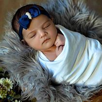 Meu projeto do curso: Fotografia newborn do zero: registre os primeiros momentos de vida do bebê. Portrait Photograph, Digital Photograph, and Fine-Art Photograph project by hfabiana78 - 01.15.2023