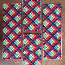 Meu projeto do curso: Ponto bargello para iniciantes: crie patterns retrô. Embroider, Fiber Arts, Textile Design, Arts, Crafts, Product Design, and Decoration project by Adriana Piacezzi - 01.16.2023