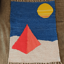 Mi proyecto del curso: Técnicas de tapicería para tejer alfombras. Un projet de Création d'accessoires, Artisanat, Décoration , et Décoration d'intérieur de Monica Lezama - 17.01.2023
