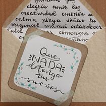 Mi proyecto del curso: Lettering en pequeño formato. Een project van Traditionele illustratie,  Belettering,  H y lettering van Sofia Sevillano - 17.01.2023