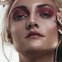 Mi proyecto del curso: Retoque fotográfico de moda y belleza con Photoshop. Photograph, Photo Retouching, Fashion Photograph, Portrait Photograph, and Digital Photograph project by Marcos Menchaca Ortega - 01.10.2023