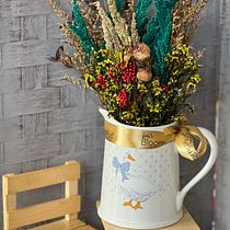 My project for course: Centerpiece Design with Dried and Preserved Flowers. Interior Design, L, scape Architecture, Decoration, DIY, Floral, and Plant Design project by Lalivette Carag - 01.19.2023