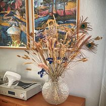 My project for course: Centerpiece Design with Dried and Preserved Flowers. Interior Design, L, scape Architecture, Decoration, DIY, Floral, and Plant Design project by a.susanne.eriksson - 01.22.2023