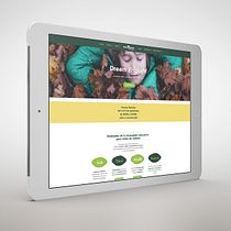 www.greenschoolnavarra.com. Projekt z dziedziny Tworzenie stron internetow, ch, UX / UI, Informat, ka, Web design, Programowanie bez kodu, Projektowanie produktu c i frowego użytkownika Marta Pineda - 15.09.2022