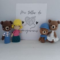 Mi proyecto del curso: Amigurumis: tejido de marionetas de dedo a crochet. Un proyecto de Crochet, Amigurumi y Diseño textil de Eva Magdaleno - 23.01.2023