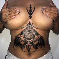 Mi proyecto del curso: Técnicas de tatuaje blackwork con línea fina. Un progetto di Design di tatuaggi di Camilo Clavijo - 24.01.2023