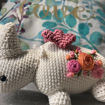 Mi proyecto del curso: Diseño y creación de amigurumis. Un projet de Artisanat, Conception de jouets, Art textile, DIY, Crochet, Amigurumi , et Design textile de Ale Zornoza - 02.08.2021