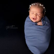 Meu projeto do curso: Fotografia newborn do zero: registre os primeiros momentos de vida do bebê. Portrait Photograph, Digital Photograph, and Fine-Art Photograph project by Jonathan Ferreira - 01.27.2023