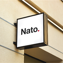 Mi proyecto del curso: Branding e Identidad: construcción y desarrollo de la marca Nato. Un proyecto de Publicidad, Dirección de arte, Br, ing e Identidad, Diseño gráfico, Marketing, Naming, Diseño de logotipos y Estrategia de marca						 de Geber Eisenkölbl - 01.02.2023