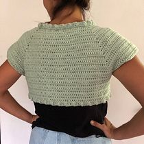 Mi proyecto del curso:  Top-down: prendas a crochet de una sola pieza. Fashion Design, Fiber Arts, DIY, Crochet, and Textile Design project by luciagomez_lp - 02.03.2023