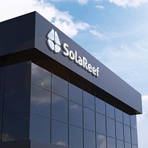 SolaReef: Logo Design: From Concept to Presentation. Design, Br, ing, Identit, Graphic Design, and Logo Design project by Oren Gvili - 01.29.2023