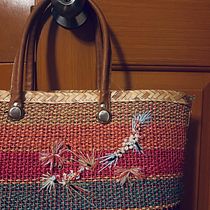 Mi proyecto del curso: Bordado y personalización de accesorios. Accessor, Design, Jewelr, Design, Fashion Design, Embroider, and Textile Design project by Rosy Aguilar - 02.08.2023