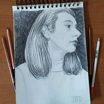 Mój projekt z kursu: Szkicowanie portretów: odkrywaj ludzką twarz. Projekt z dziedziny Sketching,  R, sunek, Portret,  R, sunek art, st, czn i Sketchbook użytkownika Klaudia Zabrydna - 11.02.2023