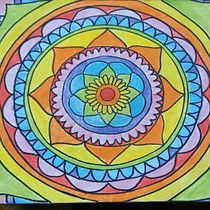 Mi proyecto del curso: Zentangle y mandalas: dibuja patrones armónicos. Un projet de Peinture, Dessin, Peinture acr, lique , et Créativité avec les enfants de gabibilap - 13.02.2023