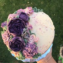 Mi proyecto del curso: Flores de crema de mantequilla para cake design. Design, and DIY project by nayelli_1902 - 02.09.2023