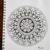 Meu projeto do curso: A arte de desenhar mandalas: crie padrões geométricos Ein Projekt aus dem Bereich Zeichnung und Illustration mit Tinte von Carmem Veruska - 14.02.2023