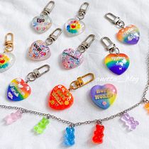 Mi proyecto del curso: Diseño de joyería en resina. Un progetto di Design di accessori, Artigianato, Design di gioielli e DIY di circus_1995 - 14.02.2023