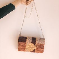 Mi proyecto del curso: Técnicas de punch needle para accesorios personalizados. Un progetto di Artigianato, Ricamo, Fiber Art, DIY, Punch needle e Textile Design di Melisa Gonzalez - 17.02.2023