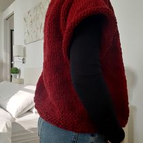 Il mio progetto del corso: Introduzione al lavoro a maglia con ferri circolari. Design de acessórios, Tecido, Tricô, e Design têxtil projeto de Beatrice - 20.02.2023