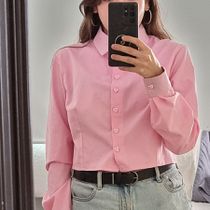 Mi proyecto del curso: Corte y confección: diseña tu propia camisa. Un proyecto de Diseño de moda, Costura y DIY de Nicole Villaseca Reyes - 18.02.2023