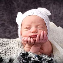 Meu projeto do curso: Introdução à fotografia newborn. Un projet de Photographie, Photographie de portrait , et Photographie de studio de Miguel Cruz - 21.02.2023