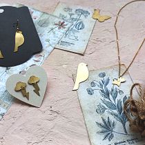 Mi proyecto del curso: Diseño y creación de joyas en latón desde cero. Un projet de Création d'accessoires, Artisanat, Design de bijoux , et DIY de divanessarango - 22.02.2023
