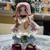 Mi proyecto del curso: Elaboración de muñecas amigurumi románticas Ein Projekt aus dem Bereich H, werk, Spielzeugdesign, Weben, Crochet, Amigurumi und Textildesign von trini_benitesvilla - 21.02.2023