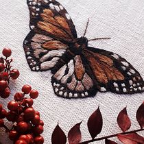 Mon projet du cours : Technique de broderie réaliste. Traditional illustration, Embroider, and Textile Design project by christelle.b760 - 02.23.2023