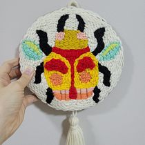 Meu projeto do curso: Bordado XL com agulha mágica. Bordado, Decoração de interiores, Punch needle, e Design têxtil projeto de aline.dasilva1387 - 23.02.2023