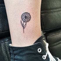 Mon projet du cours : Initiation aux techniques de tatouage. Ilustração tradicional, Desenho de tatuagens e Ilustração botânica projeto de Valerie Geraud - 24.02.2023