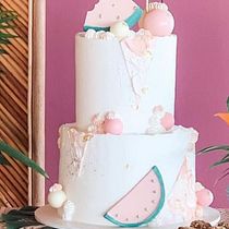 Meu projeto do curso: Cake design: técnicas modernas de decoração. Un progetto di Design e DIY di Andressa Aguiar - 25.02.2023