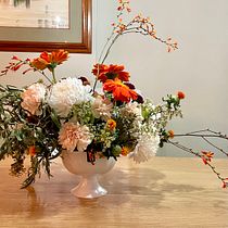 Mi proyecto del curso: Diseño y creación de composiciones florales. Un progetto di Interior design, Paesaggismo, Interior Design, DIY e Design floreale e vegetale di Isabella Tangarife Hernández - 27.02.2023
