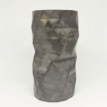 Mi proyecto del curso: Moldes geométricos hechos a mano: diseña objetos facetados. Projekt z dziedziny Design, Projektowanie dodatków, Craft,  Sztuki piękne, Projektowanie wnętrz,  Dekoracja wnętrz, Dekoracja wnętrz i DIY użytkownika miguelbracamont - 26.02.2023