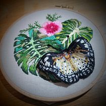 My project for course: Needle Embroidery: Create a Natural Composition. Un projet de Illustration traditionnelle, Broderie, Théorie des couleurs , et Design textile de drjgaimster - 01.03.2023