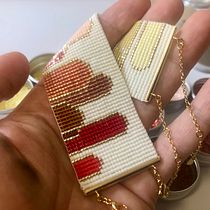 My project for course: Beaded Jewelry Design: Weave Elegant Patterns. Accessor, Design, Arts, Crafts, Jewelr, Design, and Fiber Arts project by Petra Pour - 03.03.2023