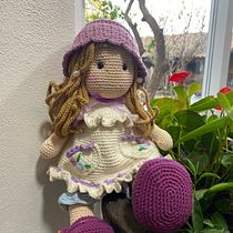 Mi proyecto del curso: Elaboración de muñecas amigurumi románticas Ein Projekt aus dem Bereich H, werk, Spielzeugdesign, Weben, Crochet, Amigurumi und Textildesign von Adriana Figueroa - 07.03.2023
