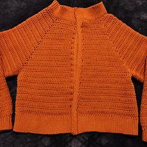 Mi proyecto del curso: Top-down: prendas a crochet de una sola pieza. Fashion Design, Fiber Arts, DIY, Crochet, and Textile Design project by Rosalía Lara G - 01.05.2023