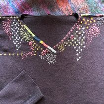 My project for course: Embroidery: Clothing Repair. Bordado, Costura, DIY, Upc, cling, e Design têxtil projeto de jmunsil - 07.03.2023