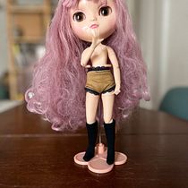 Meu projeto do curso: Confecção de roupa em miniatura. Un proyecto de Diseño de juguetes, Costura, DIY y Diseño textil de Alessandra Paulini - 09.03.2023