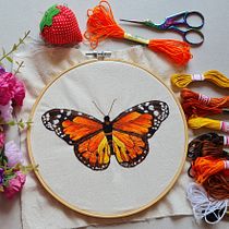 Mi proyecto del curso: Técnicas de bordado realista. Traditional illustration, Embroider, and Textile Design project by Diana Criss Henao - 03.10.2023