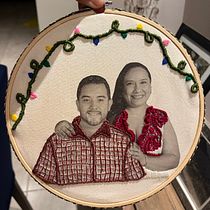 Mi proyecto del curso: Bordado en fotografías sobre tela. Photograph, Collage, Paper Craft, Printing, Embroider, DIY, and Textile Design project by Gabriela Merizalde - 03.09.2023