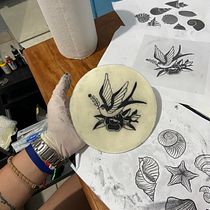 Meu projeto do curso Andorinha: Tatuagem para principiantes. Un progetto di Design di tatuaggi di SUELEN MONGE - 12.03.2023