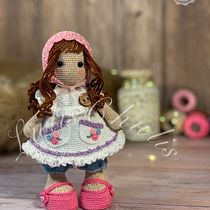 Mi proyecto del curso: Elaboración de muñecas amigurumi románticas Ein Projekt aus dem Bereich H, werk, Spielzeugdesign, Weben, Crochet, Amigurumi und Textildesign von LulisChulisCrochet Bakeiro - 15.03.2023