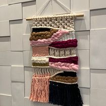 Meu projeto do curso: Introdução ao macraweave: crie uma decoração de parede. Accessor, Design, Interior Design, Decoration, Fiber Arts, Macramé, Weaving, and Textile Design project by Valeria Campoli - 03.16.2023