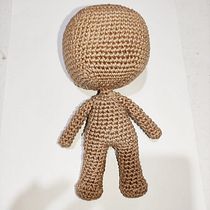 Mi proyecto del curso: Amigurumis: personas tejidas a crochet. Arts, Crafts, To, Design, Fiber Arts, Crochet, Amigurumi, and Textile Design project by Irian Solís - 03.17.2023