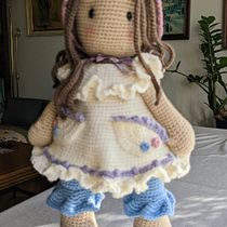 Mi proyecto del curso: Elaboración de muñecas amigurumi románticas Ein Projekt aus dem Bereich H, werk, Spielzeugdesign, Weben, Crochet, Amigurumi und Textildesign von mae_pablo - 20.03.2023